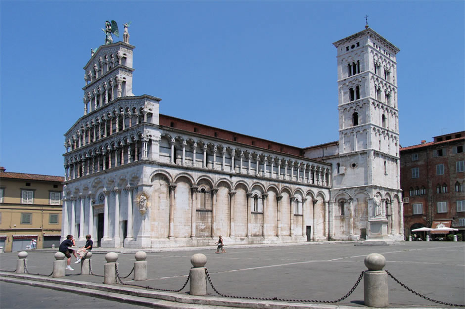 Bagno La Fenice tra mare e cultura e città d'arte della Toscana