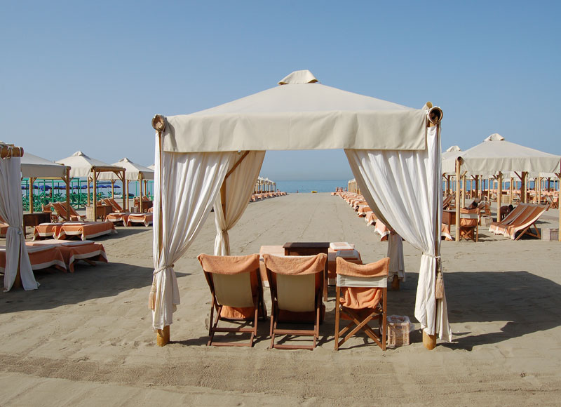 Spiaggia con tenda Bagno La Fenice