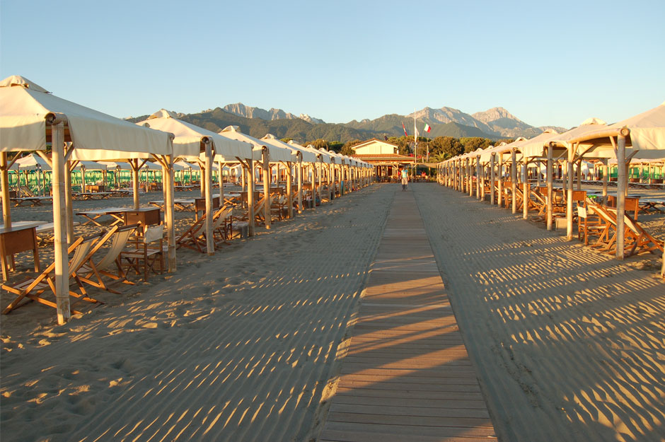 Spiaggia dello stabilimento balneare Bagno La Fenice