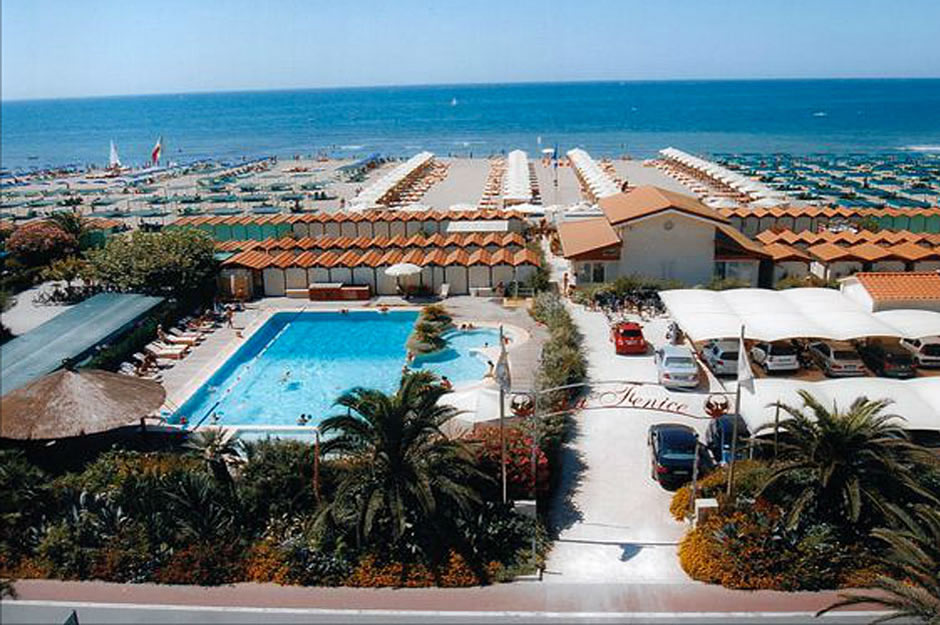 Bagno La Fenice uno stabilimento balneare a Forte dei Marmi per le tue vacanze